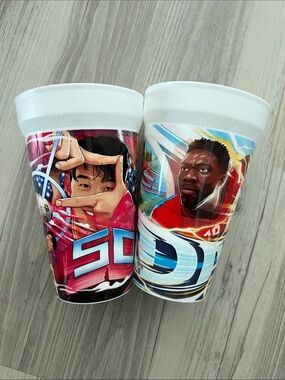 Set bundle of McDonald’s fifa World Cup alphonso davies and  Son Heung-min